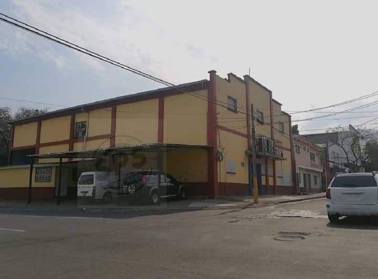 Imagen del edifico donde funcionaba el cine Rosa, barrio Paz Barahona, 11 calle 8 avenida S O.