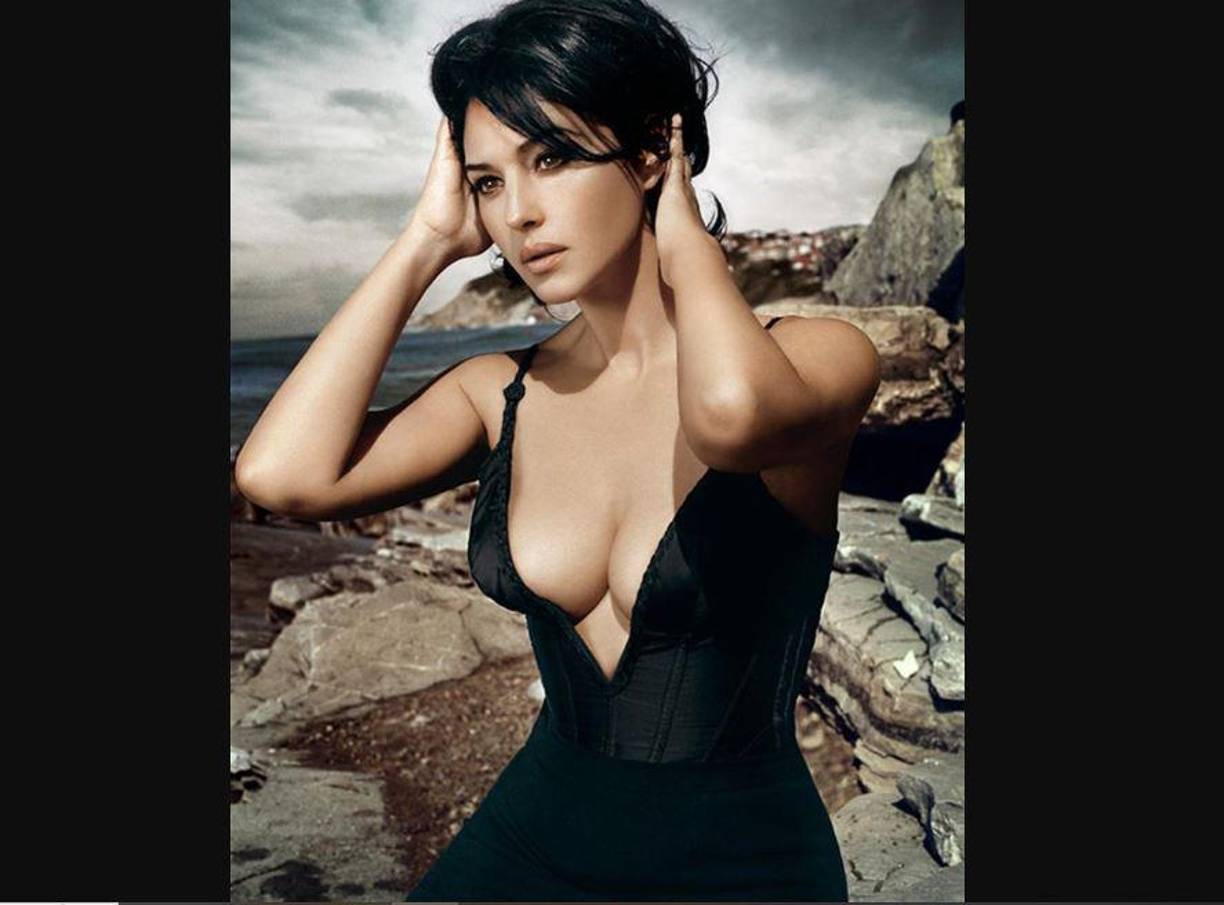 La estrella inició su carrera desde muy jovencita. Bellucci empezó modelando para diferentes casas de moda y luego dio sus pininos en el cine. 