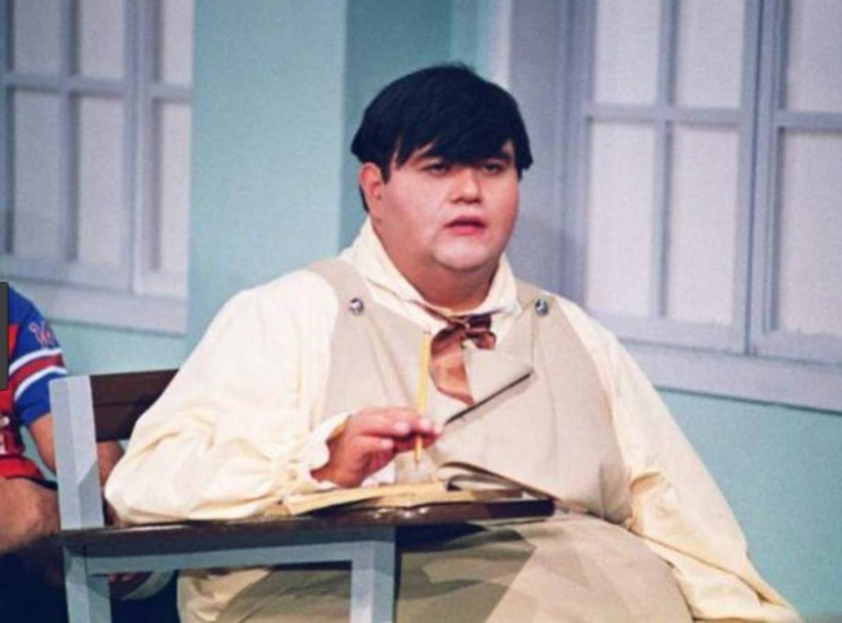 'Ñoño'-Este personaje siempre era usado para los chistes de gordos en el salón de clases y era el hijo del 'Señor Barriga'.