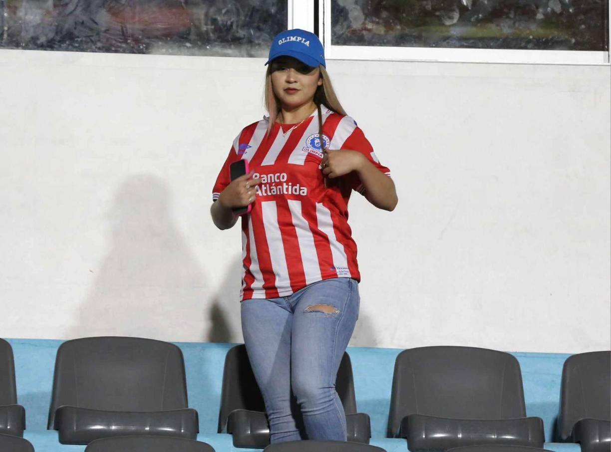 Las olimpistas se robaron la atención de las cámaras de Grupo OPSA.