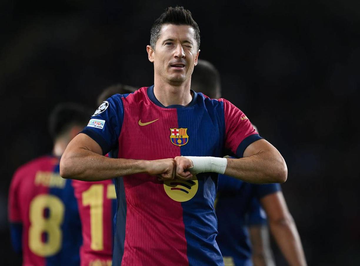 Robert Lewandowski marcó dos goles para la victoria del Barcelona 3-0 sobre el Brest en la Champions League.