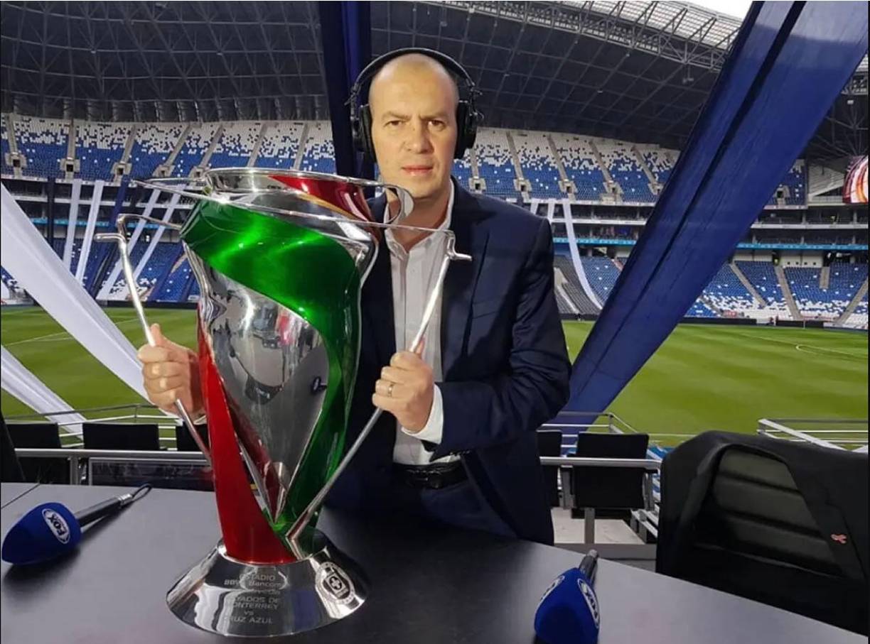 ¿Cuánto ganará en TUDN? André Marín encabezaba la lista de los mejores teniendo un ingreso al mes de un millón de pesos en Fox Sports.