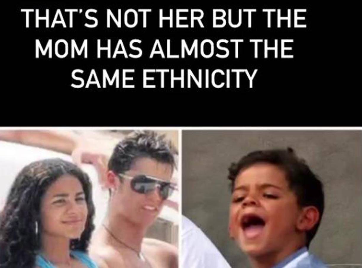 Se puede ver la imagen de una joven acompañando a Ronaldo. Lo llamativo de la foto es que la chica guarda un enorme parecido con Cristiano Jr.