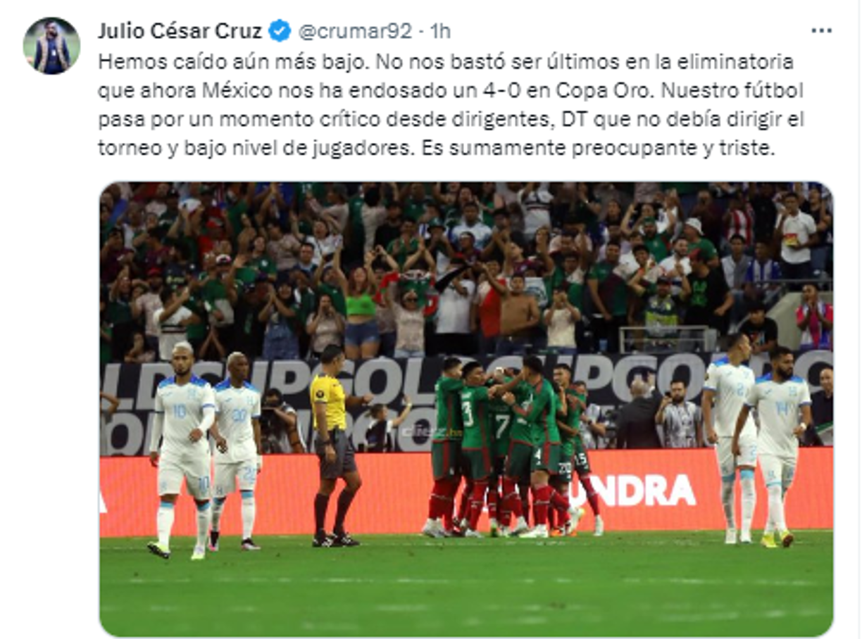 “Hemos caído aún más bajo. No nos bastó ser últimos en la eliminatoria que ahora México nos ha endosado un 4-0 en Copa Oro. Nuestro fútbol pasa por un momento crítico desde dirigentes, DT que no debía dirigir el torneo y bajo nivel de jugadores. Es sumamente preocupante y triste”, fueron sus palabras.