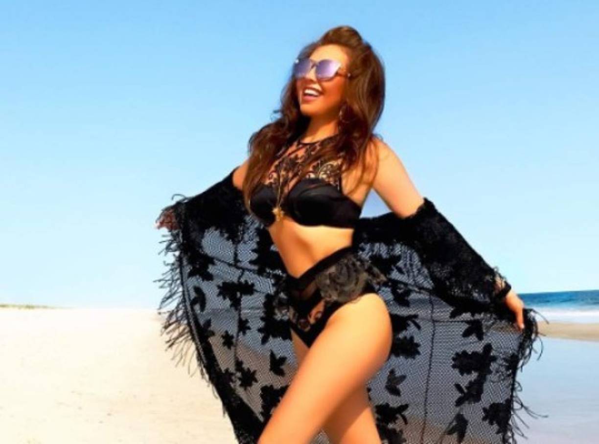 Thalía ha emocionado a sus fans de Instagram por su ocurrente disfraz, que usará hoy durante la celebración de Halloween.