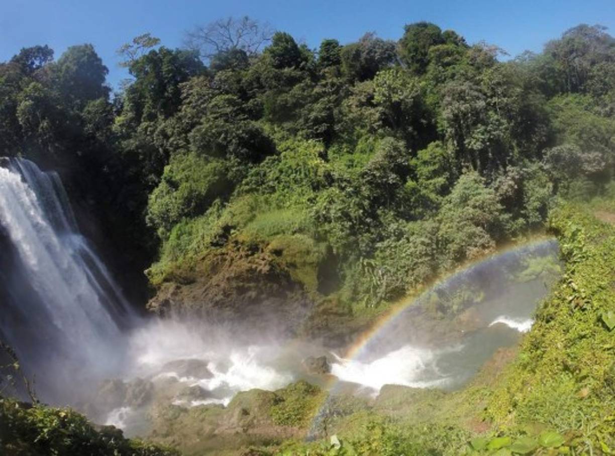 Un impresionante catarata es uno de los orgullos de San Buenaventura.