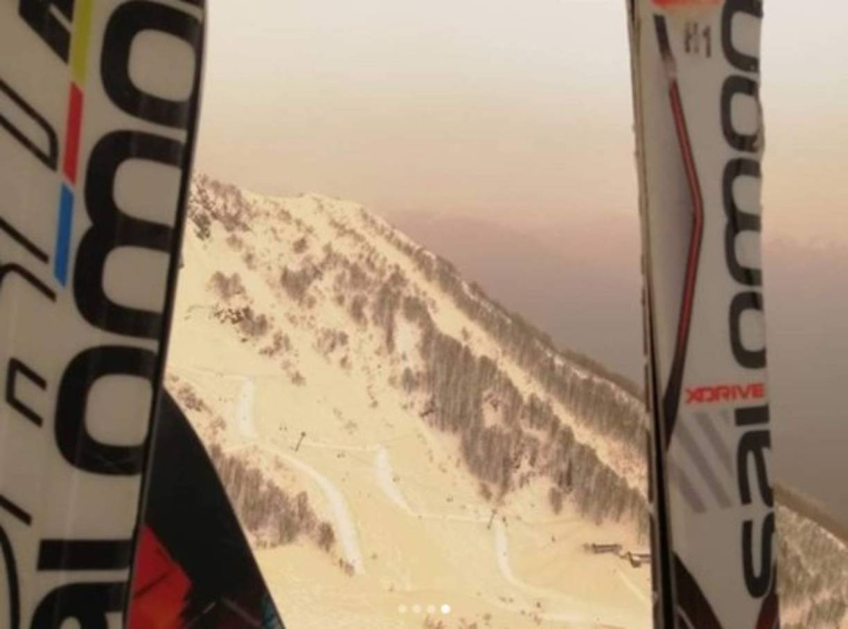 'El frente llegó desde el mar Mediterráneo, la isla de Creta y el norte de África, donde se han registrado tormentas de arena. Las partículas de polvo se condensaron en la atmósfera y cayeron precipitaciones coloreadas', explicó el jefe del Centro Meteorológico de la región de Krasnodar.