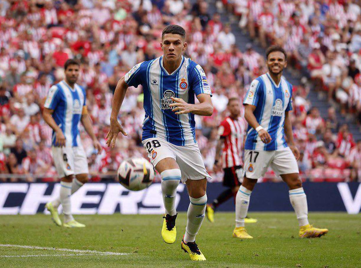 El defensa Wassim Keddari Boulif, ‘Simo’, ha sido traspasado por el Espanyol al Al-Arabi de Qatar, según informó este jueves la entidad catalana, en una operación que se cerró por unos cinco millones de euros.