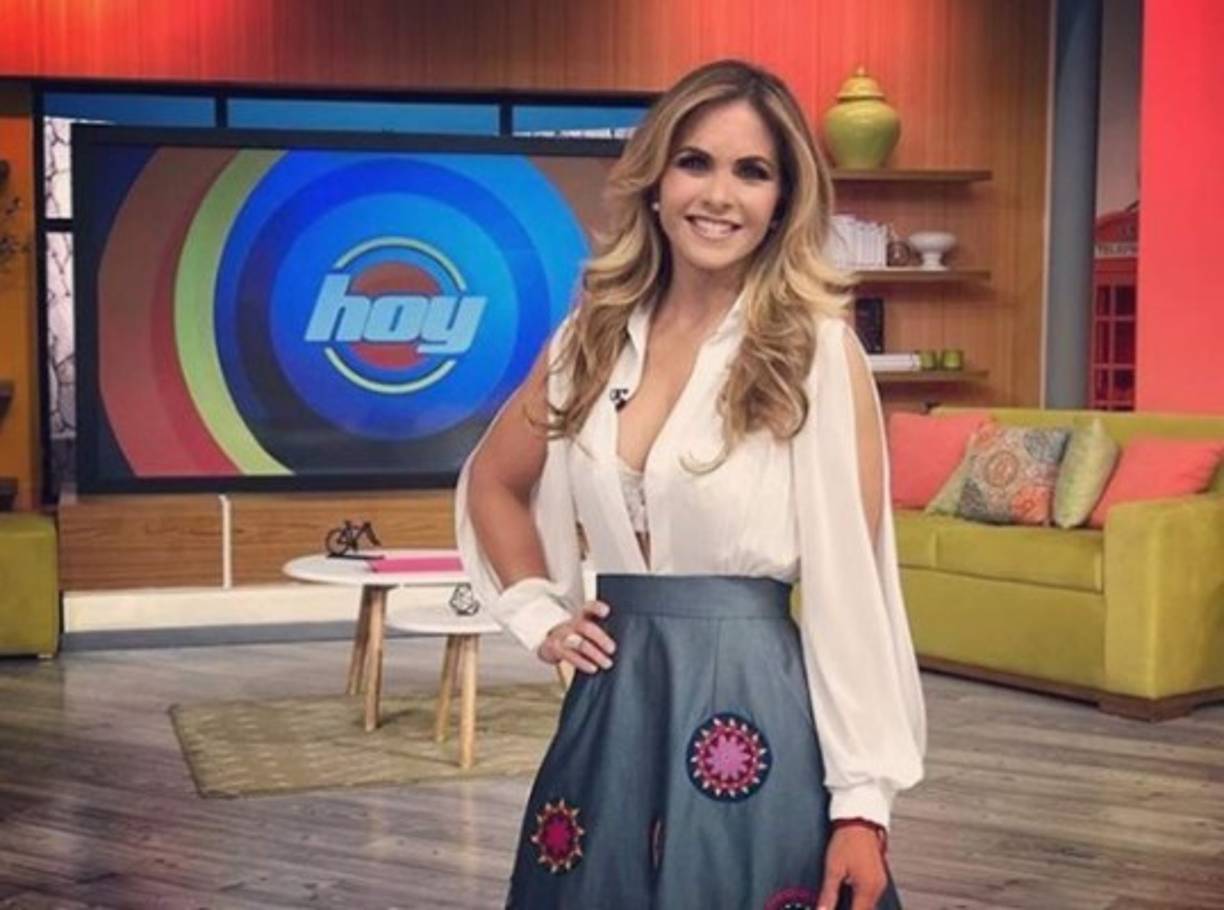 También fue cuestionada sobre la posibilidad de ser invitada a alguno de los proyectos que forman parte de la ‘Fábrica de sueños’, en la que se reviven melodramas del pasado con una duración de tan solo 25 capítulos.<br/><br/>Lucero admitió que ya hubo acercamientos con Televisa para participar en alguno de estos remakes, pero por el momento no hay nada cerrado.