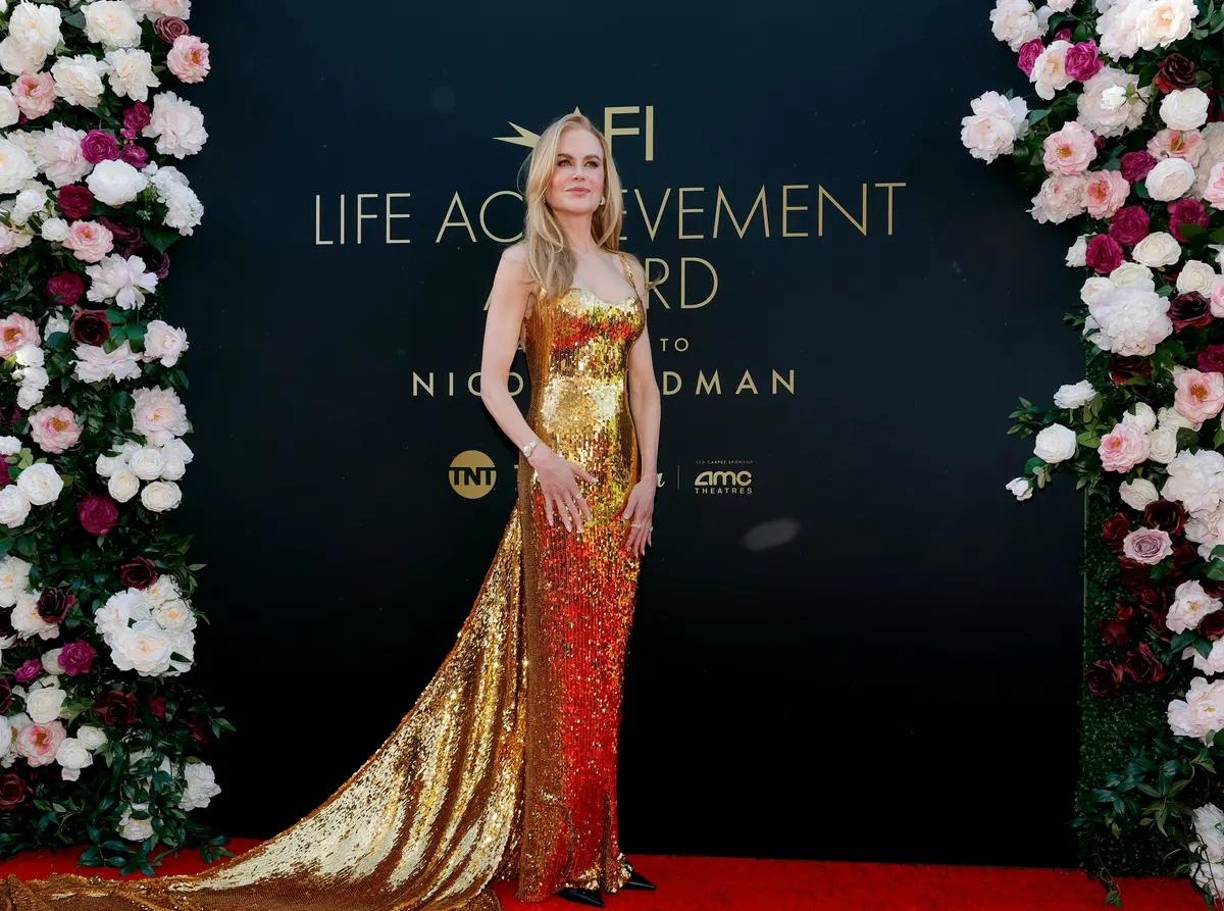 A Kidman, de 35 años en aquel entonces, se le reconoció por su capacidad de devolver la vida a la escritora británica Virginia Woolf en la cinta basada en la obra del premio Pulitzer Michael Cunningham.