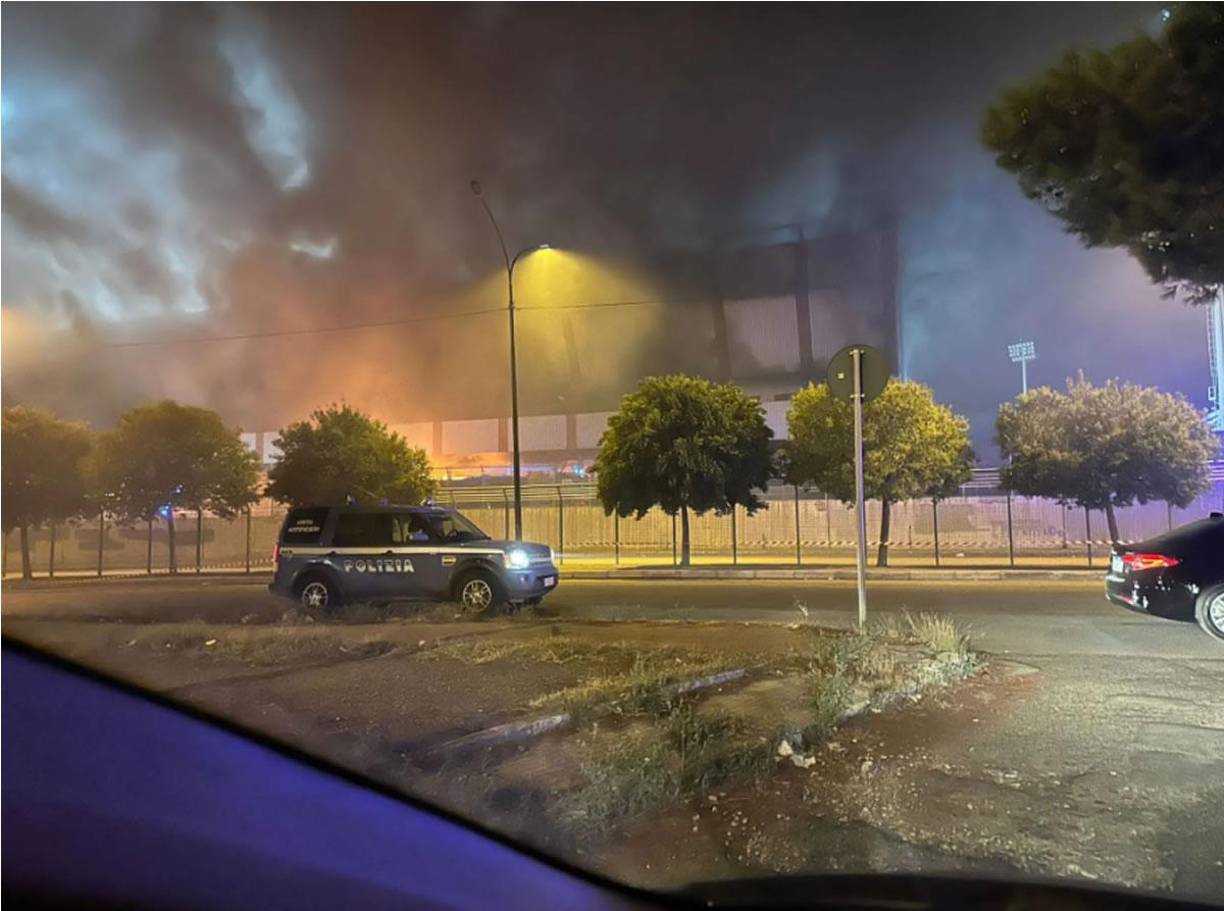 Según detalló el concejal de política de la ciudad de Taranto, Fabiano Marti, afortunadamente no se registraron heridos, al mismo tiempo que condenó el accionar de los hinchas visitantes, quienes abandonaron el recinto al grito de “Y no hay más, el Iacovone ya no existe”. “Esto no es deporte, esto no es animar, es simplemente tanta ira, tanta tristeza”, se lamentó.