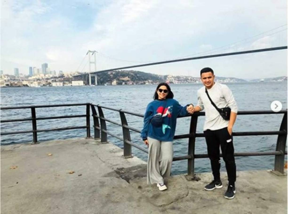 Roger Rojas y su esposa Alejandra Bonilla pasaron la Navidad en Turquía.