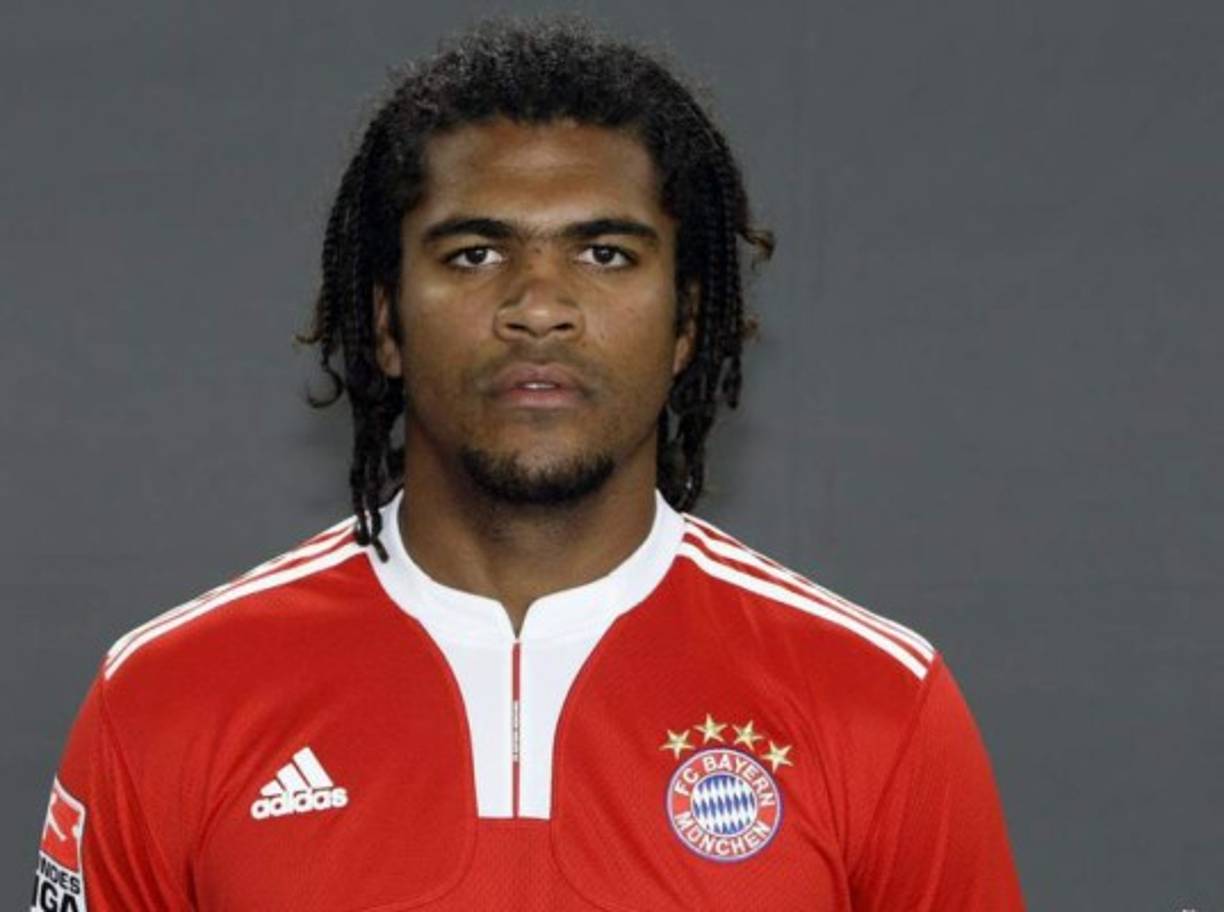 Vinicius Rodrigues Borges, Breno, jugador del Bayern de Munich, fue condenado a tres años y nueve meses de prisión por quemar intencionadamente su propia casa