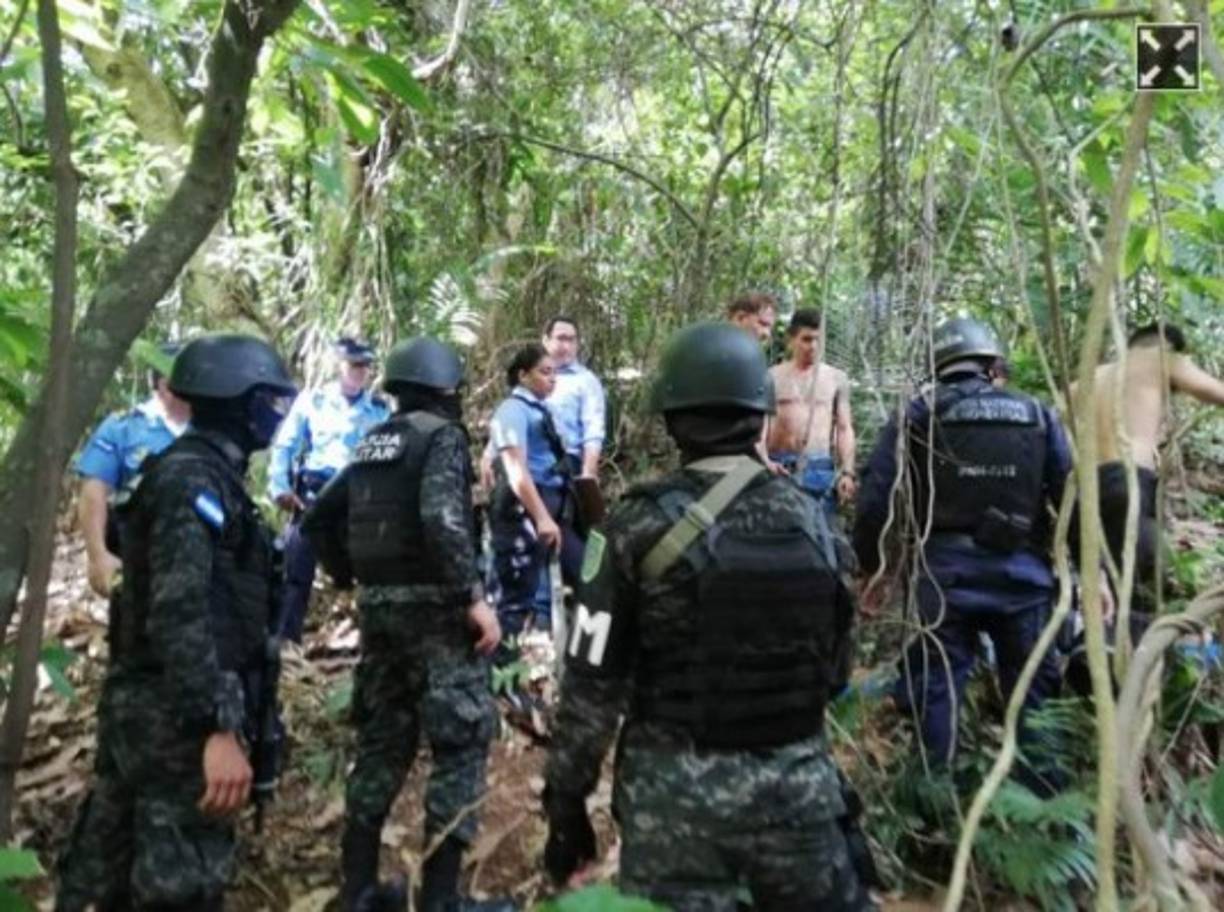 En ese sitio, los pandilleros mantenían un centro de dosificación de droga de la estructura criminal la cual fue desarticulada.