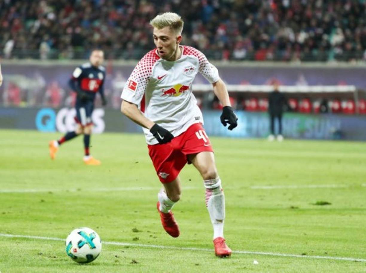 Según Sport, el Barcelona se ha fijado en Kevin Kampl para reforzar el centro del campo. El jugador esloveno ha destacado en su última temporada en el RB Leipzig.