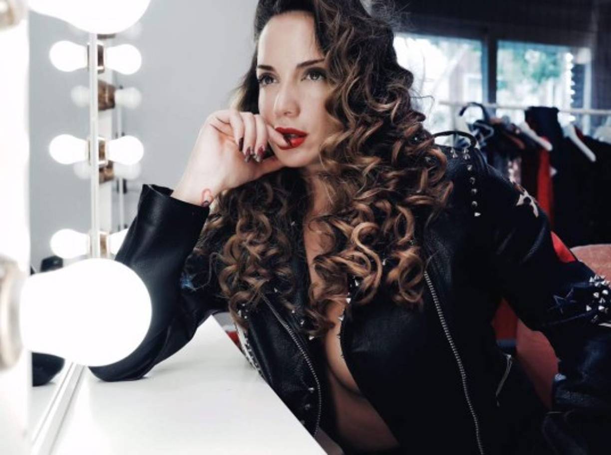 Por el momento, Samira Salomé sólo reveló la identidad de dos jugadores. Del Real Madrid, habló del delantero francés Karim Benzema, mientras que por el lado culé, estuvo con el defensor Marc Bartra (hoy en el Borussia Dortmund de Alemania).