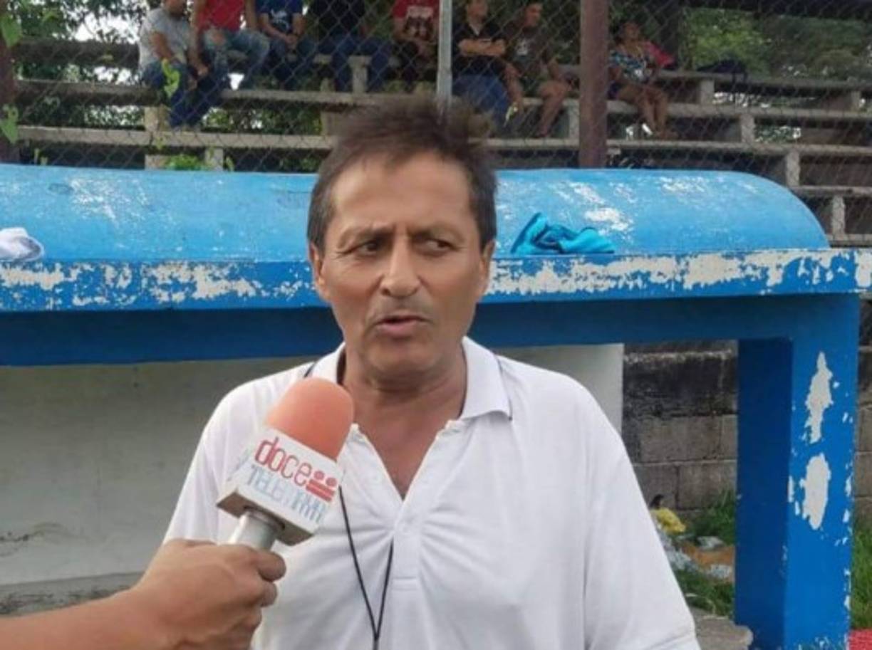 El chileno Sergio Flores sigue en el Olimpia Occidental.