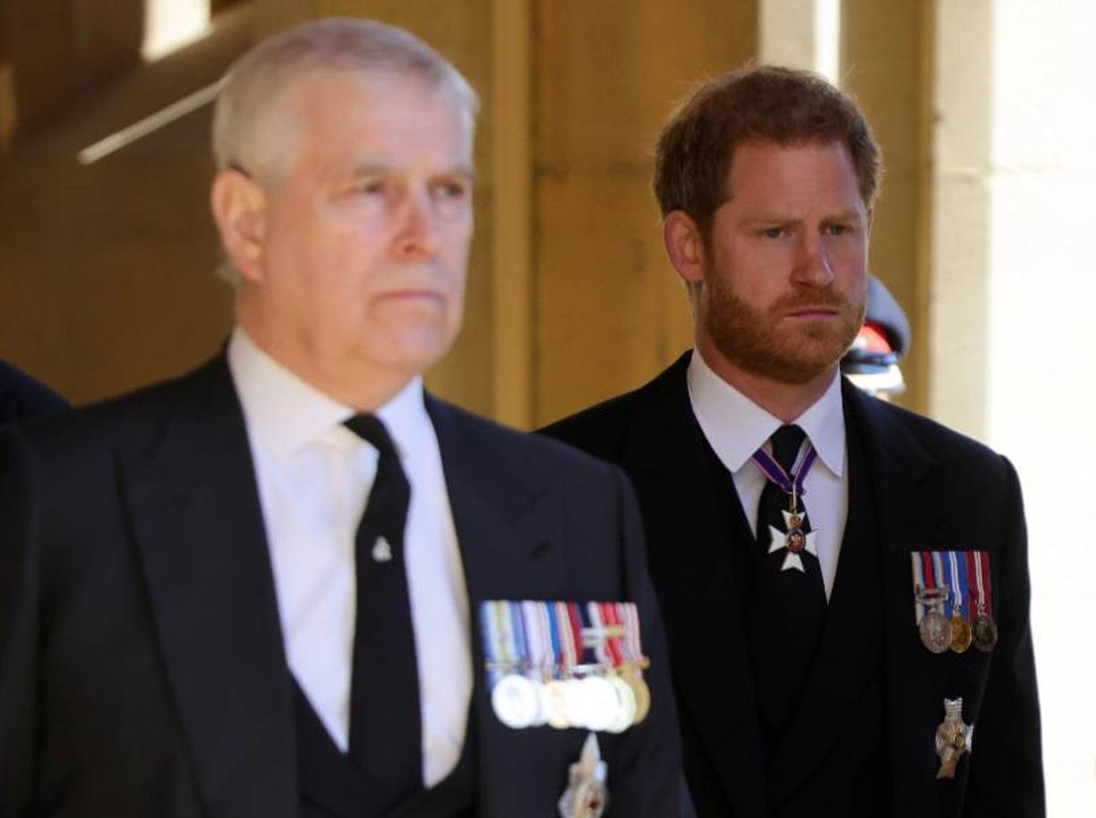 Frogmore Cottage, con diez habitaciones, será en el futuro la residencia de Andrés, según “The Telegraph”, que cita una fuente cercana a la casa real que asegura que el monarca no piensa dejar a su hermano “sin hogar ni sin dinero”. 