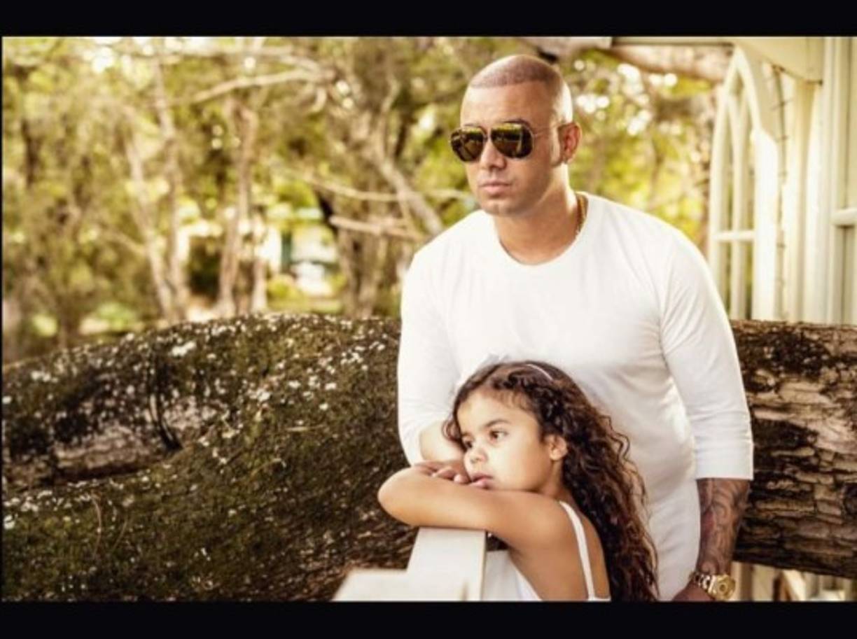 Wision con su hija en la portada de People en Español el pasado mayo.