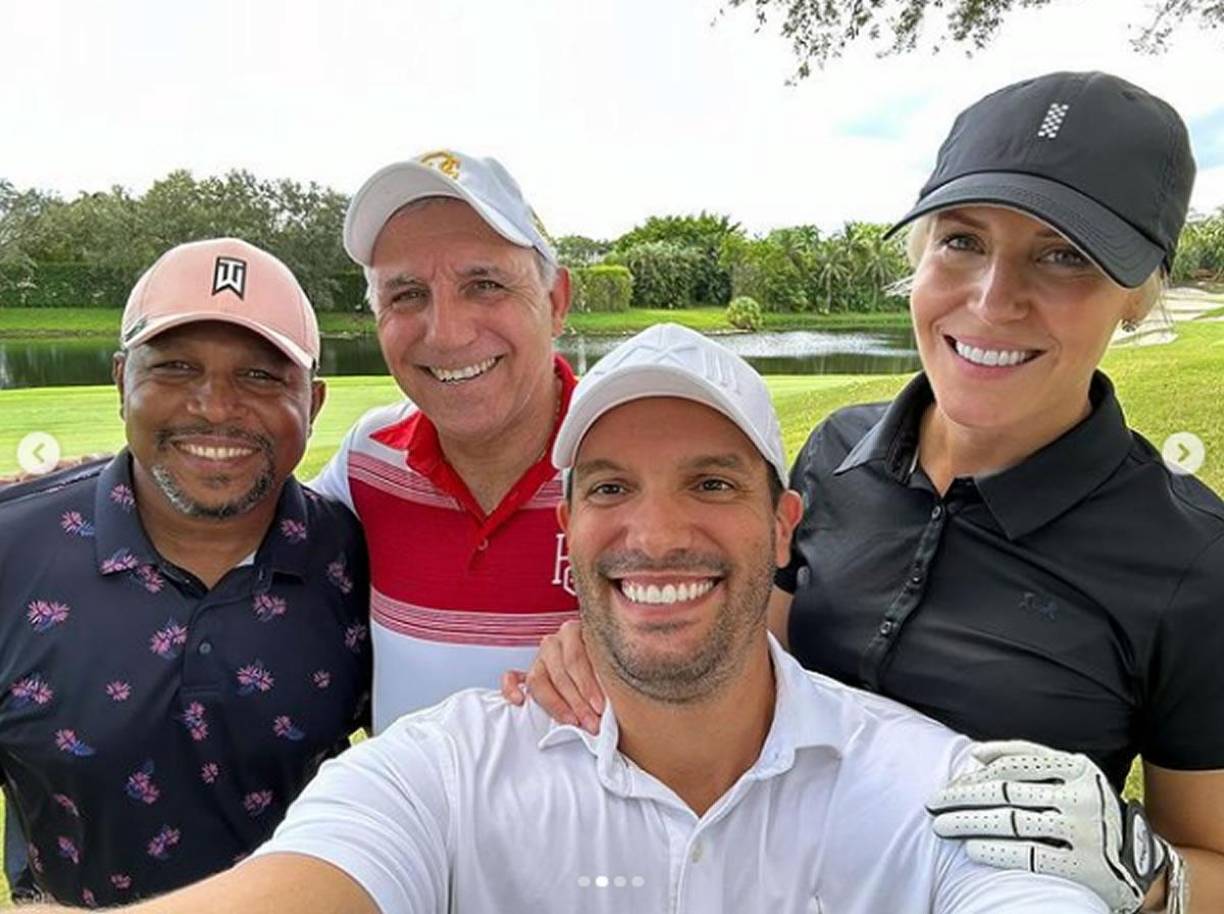 Carlos Pavón hoy en día vive en Miami, Florida, y se divierte jugando al golf con sus amigos.
