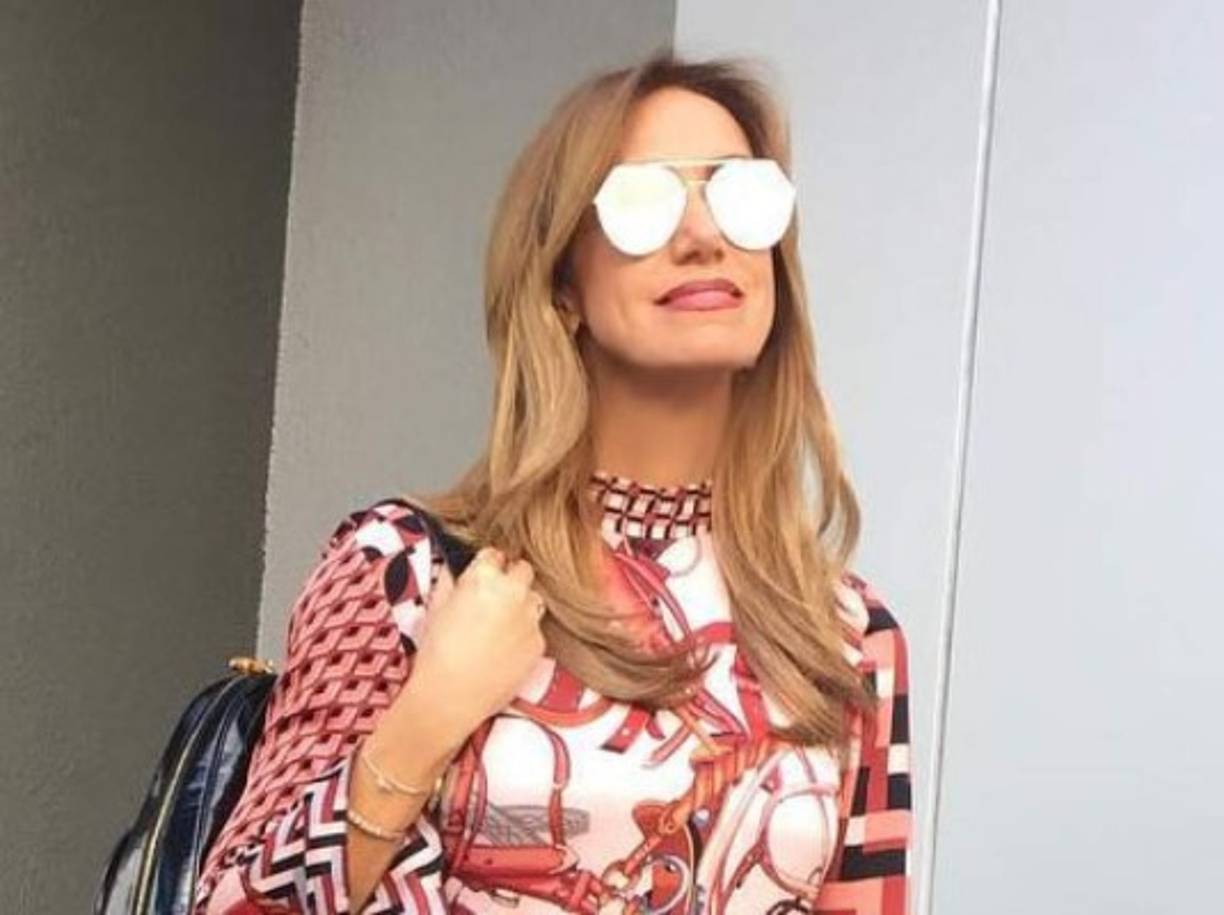 2. LILI ESTEFAN: Compartió el video de Raúl Castro anuncio la muerte de su hermano Fidel. La modelo y presentadora escribió en Intagram estas etiquetas: Historia Esperanza Día Histórico.