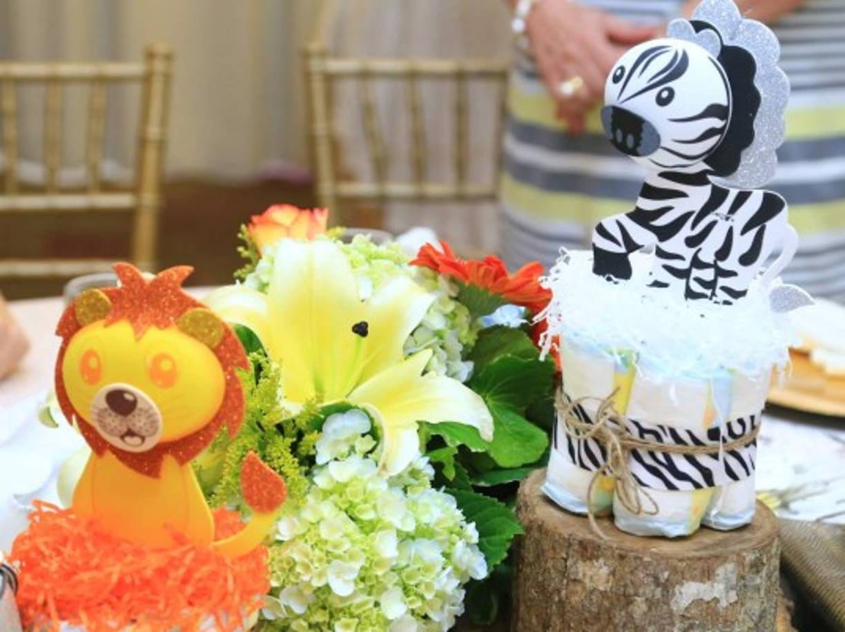 Pequeñas figuras de animalitos engalanaron la cita.