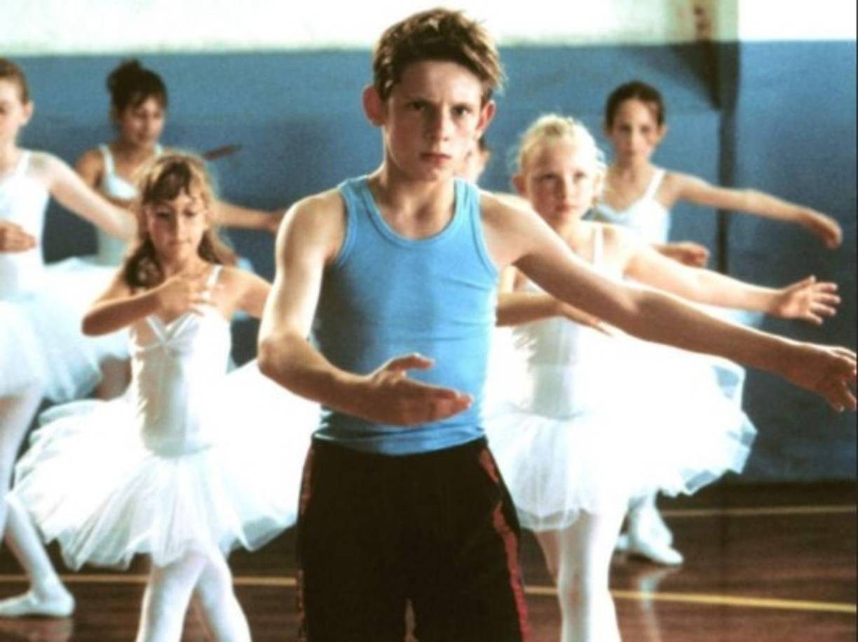 Andrew James Matfin Bell, más conocido como Jamie Bell, es un actor y bailarín británico. Es conocido por su papel protagónico en Billy Elliot, la película que cautivó a grandes y pequeños en el año 2000. <br/>