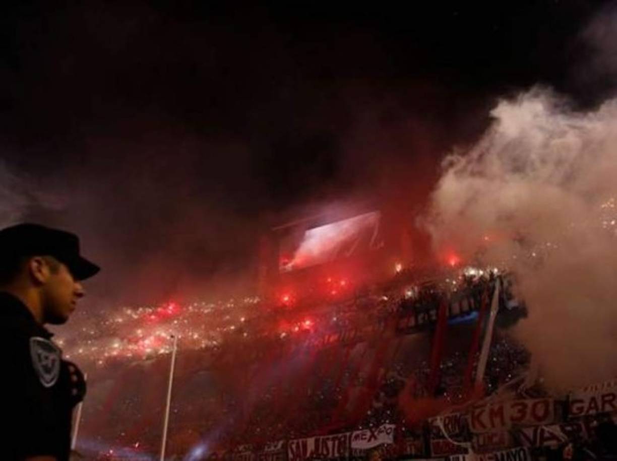 A River lo recibió una multitud en el Monumental.