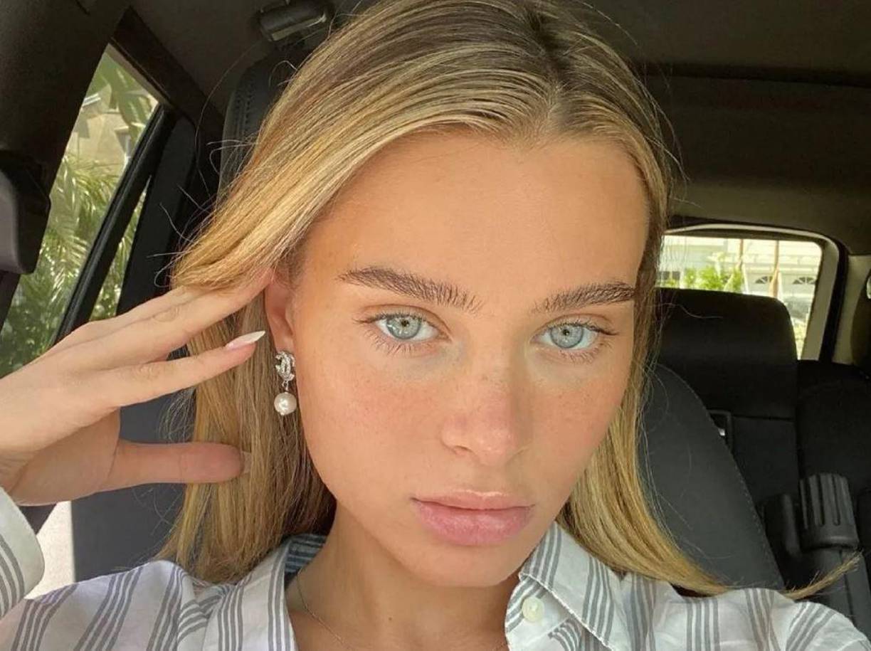 El sitio web CryptoSis aseguraba que “una persona afortunada ganaría un paquete de viaje a Sudáfrica y conocería a Lana Rhoades en persona”.