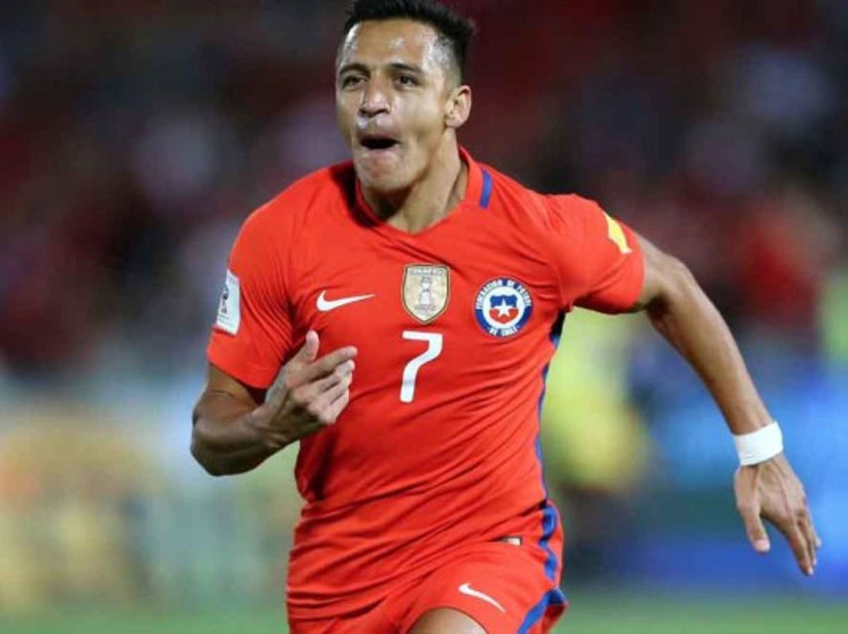 Alexis Sánchez es el jugador que Neymar y Alves quieren en el PSG.