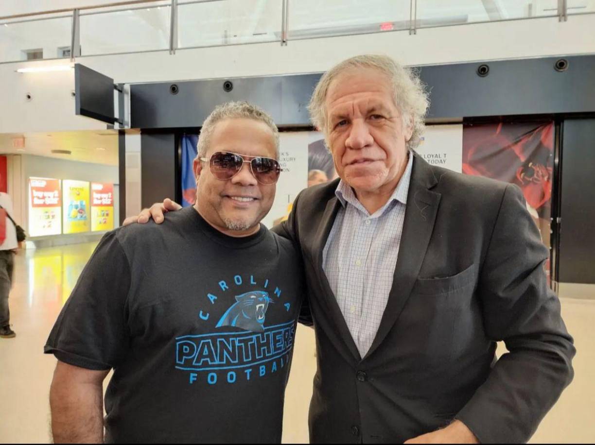 Acosta, que hizo campaña por el Partido Revolucionario Moderno en medio de la crisis de salud causada por la covid, celebra el próximo miércoles su tercer año como senador de la provincia Monseñor Nouel, a la que espera seguir representando. 