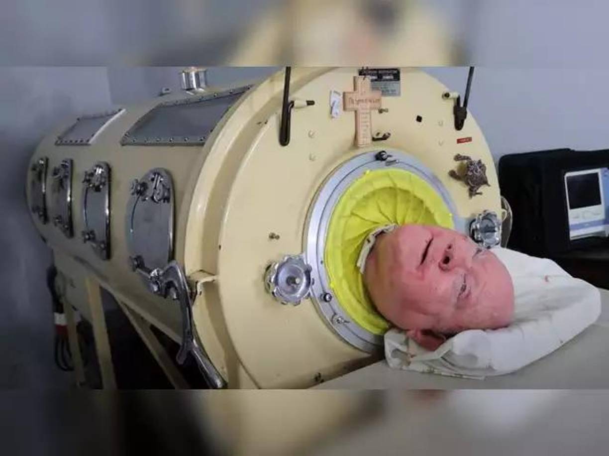 A pesar de las expectativas iniciales, Alexander vivió décadas más allá de lo que se esperaba.