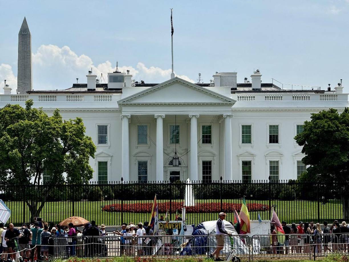  Ni los presidentes Harry Truman ni Lyndon Johnson se enfrentaron a serias dudas sobre su capacidad para ser reelegidos, al igual que Coolidge o Theodore Roosevelt. Ellos simplemente decidieron no continuar.