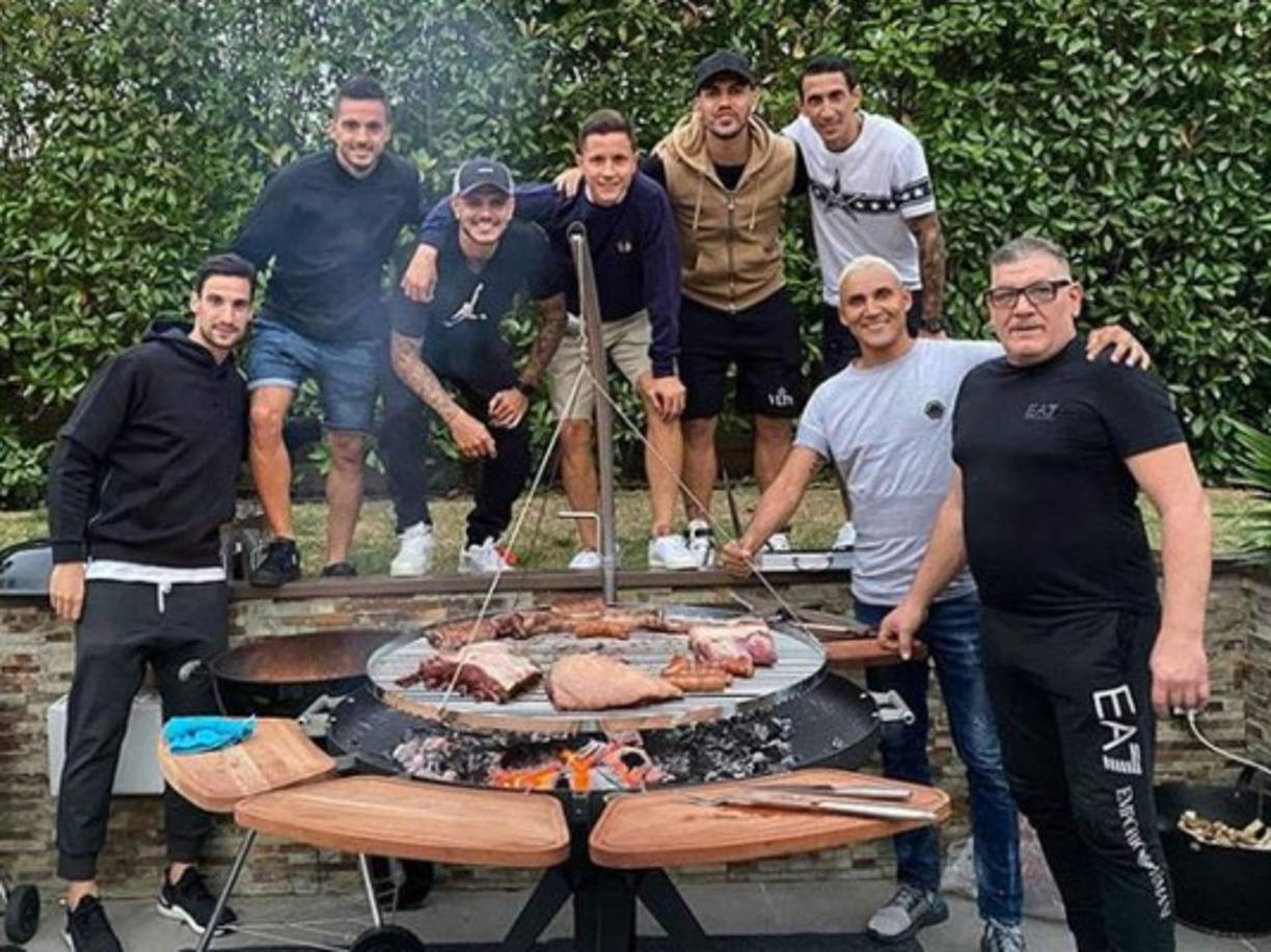 Esta no es la primera vez que los deportistas organizan un asado, hace dos semanas Mauro Icardi y Wanda organizaron otra reunión a la que acudieron los mismos invitados.
