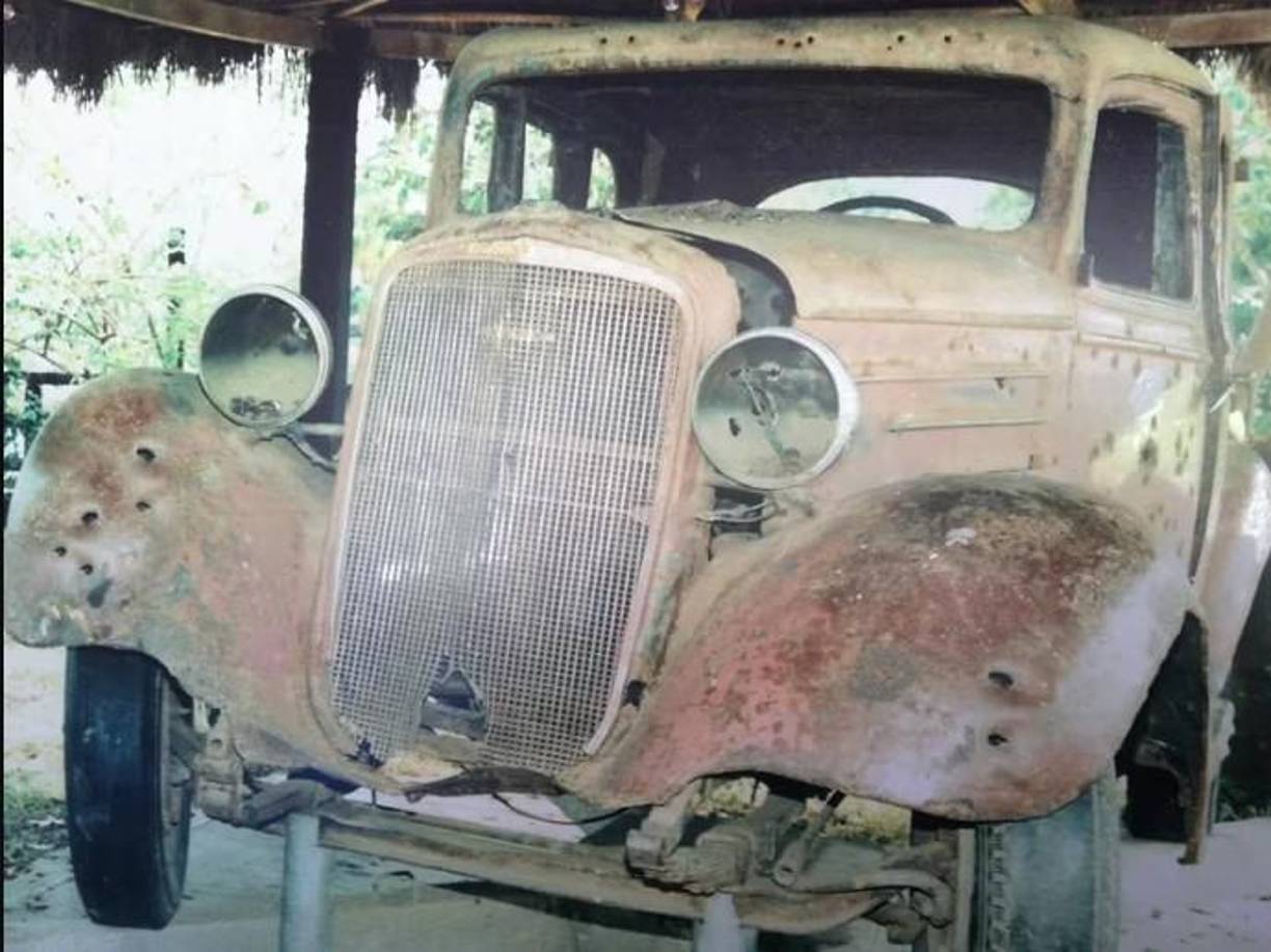 Hasta el primer carro usado por el capo con varios orificios ocasionados por balas, estaba en el museo.