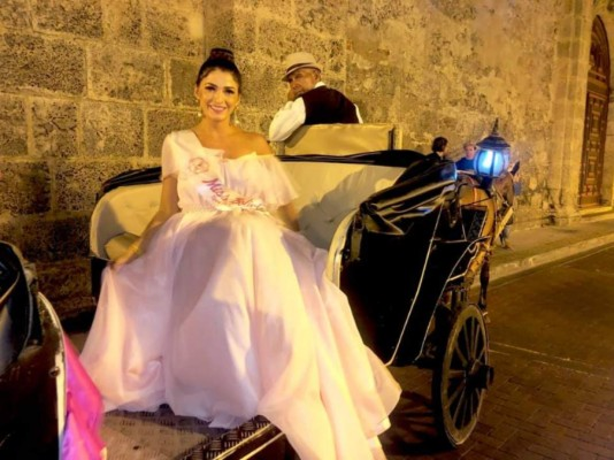 Según las investigaciones el narcotraficante le pagó alrededor de 20,000 dólares por dicho viaje.