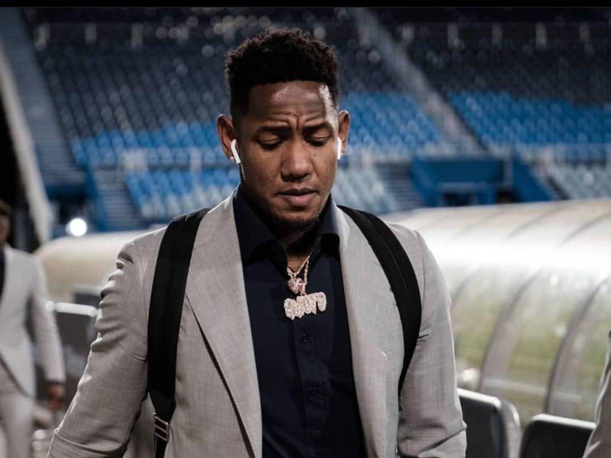 “Mi sueño profesional por cumplir es jugar un Mundial de fútbol”, indicó Romell Quioto en su charla con la periodista Karla López.