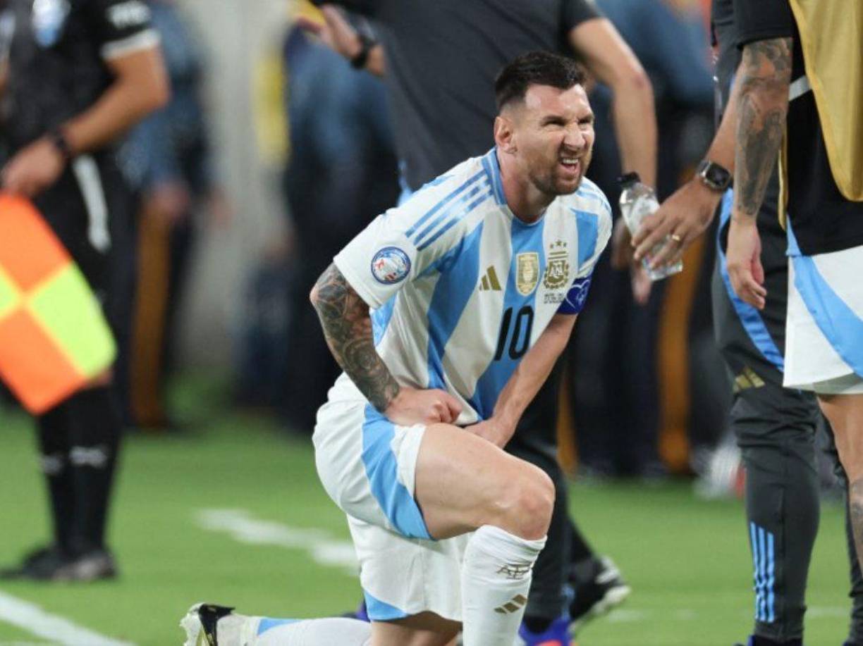 Messi evidenció molestias tras las entradas recibidas por parte de los jugadores de Chile.