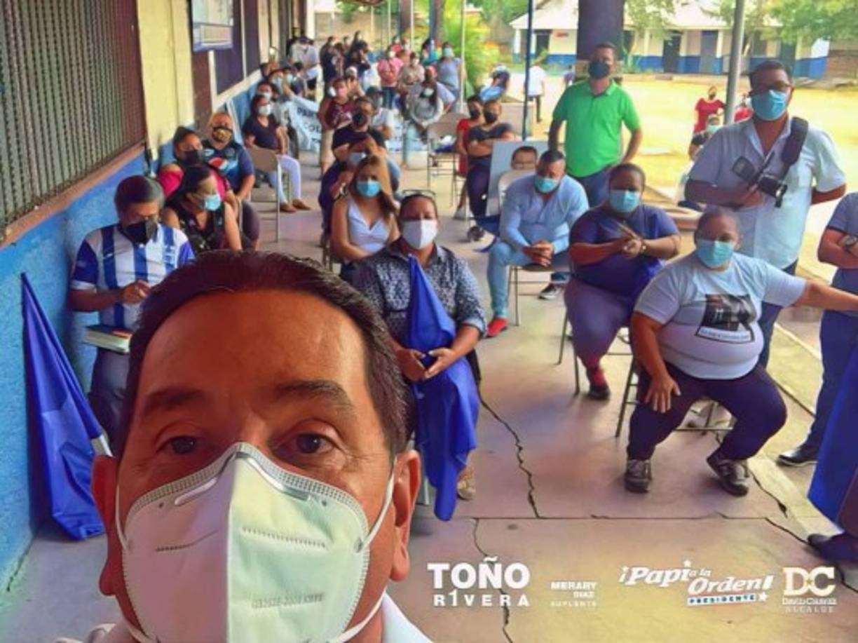 El de los 'chocoyos', como se autodenominó cuando buscó en 2006 la primera diputación, también dice 'presente' a las nuevas elecciones internas de su partido, el Nacional, por Francisco Morazán.