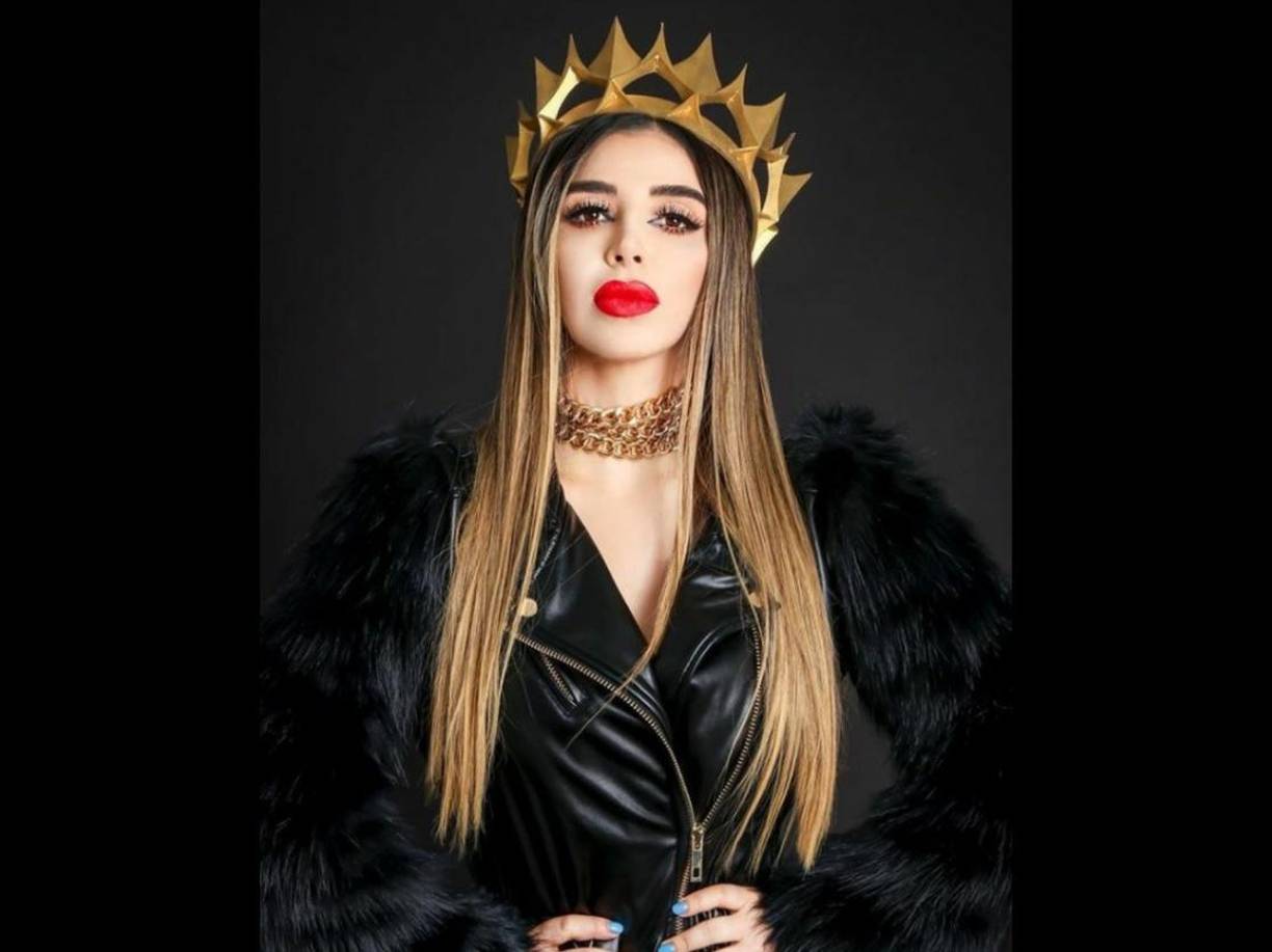 Uno de los excolaboradores, Miguel Ángel Martínez Martínez, alias “El Tololoche” o “El Gordo”, dio a conocer una de las prácticas que el entonces narcotraficante más buscado del mundo hacía para conseguir que “su éxito” con las mujeres no se perdiera. En la imagen, Emma Coronel Aispuro, pareja sentimental de Guzmán. 