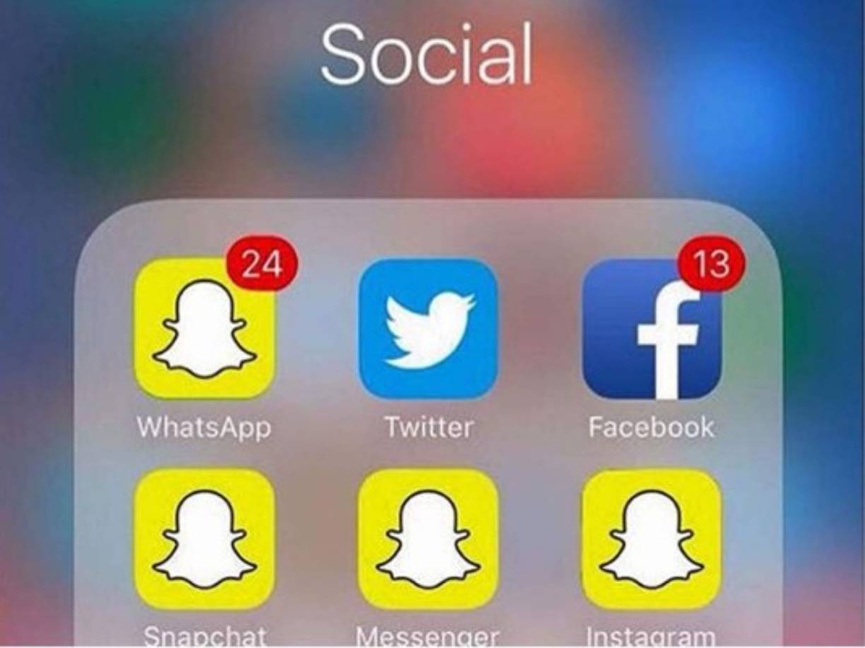 La actualización no ha sido muy bien recibida por muchos usuarios, especialmente la de WhatsApp.