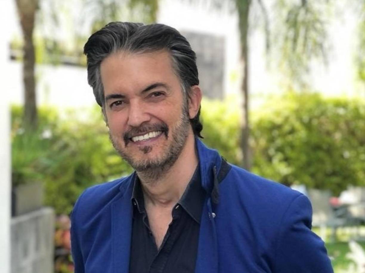 Mientras la familia de Fernando del Solar decide si velará su cuerpo en una funeraria de Morelos, o si lo incineran para llevarlo a Argentina, varios de sus amigos han lamentado su partida.