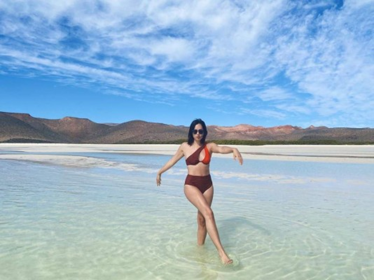 La bella Gaby se está abriendo camino en el mundo de la comedia, y el video de 'Blanca Vergel', es un trampolín a la popularidad.