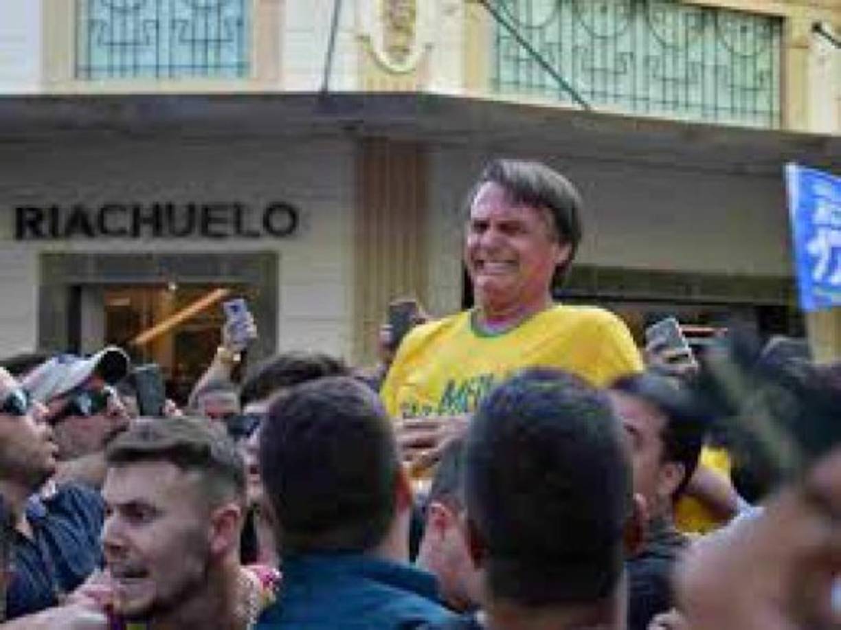 Jair Bolsonaro: Antiguo militar y tras ser diputado durante siete mandatos y sobrevivir a un atentado durante la campaña electoral, Jair Bolsonaro ha conseguido llegar a la presidencia de Brasil y convertirse, según los analistas, en el nuevo 'Trump' de Sudamérica.