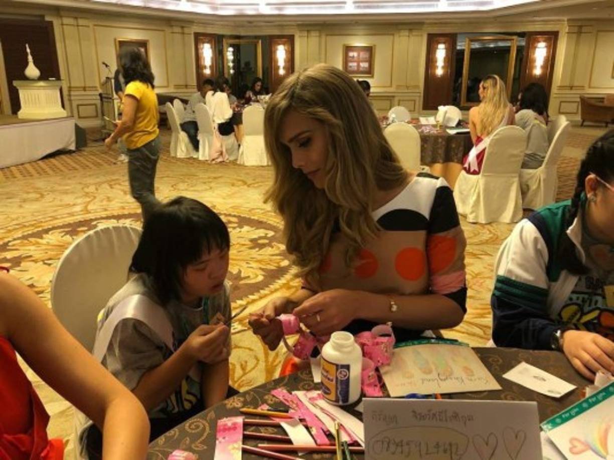 Siendo una Miss Universo en potencia, Ponce también ha sido parte de las labores sociales que realiza la organización.