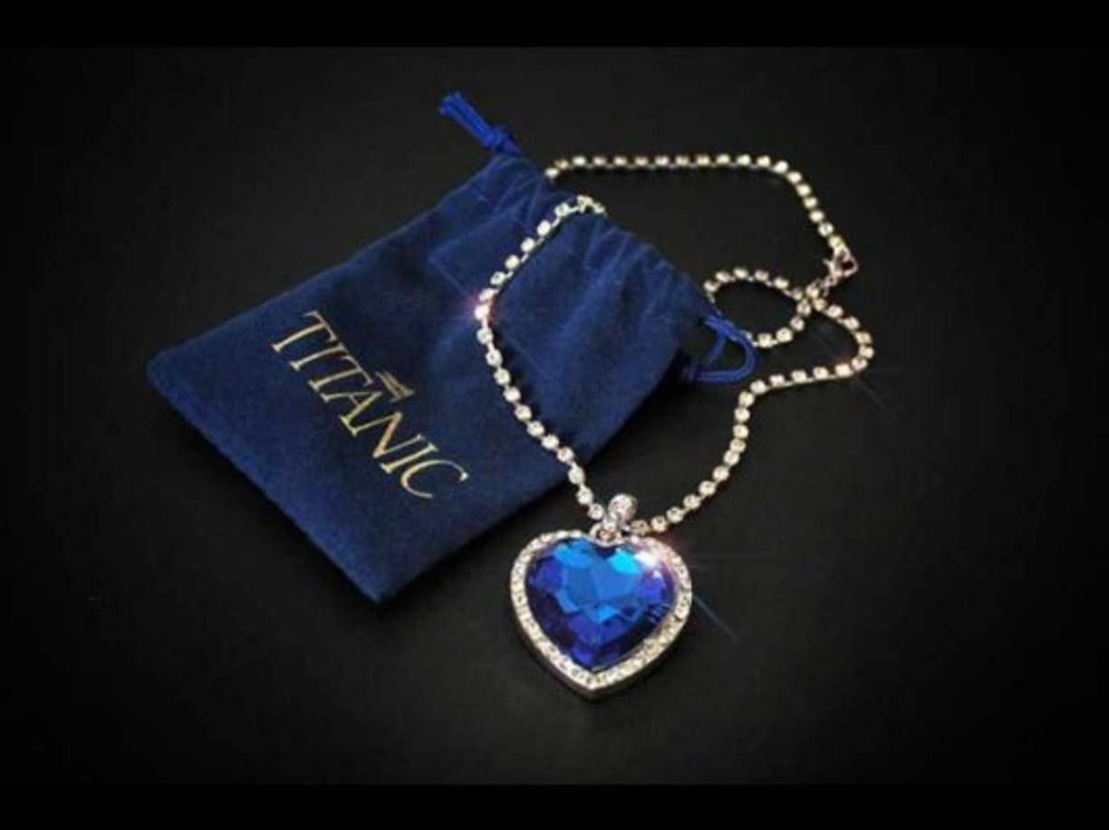 Collar corazón del océano. Valor: US$17 millones. Se hizo una réplica de él para la película Titanic y tiene un diamante azul de 15 quilates. (Foto: The diamond authority)
