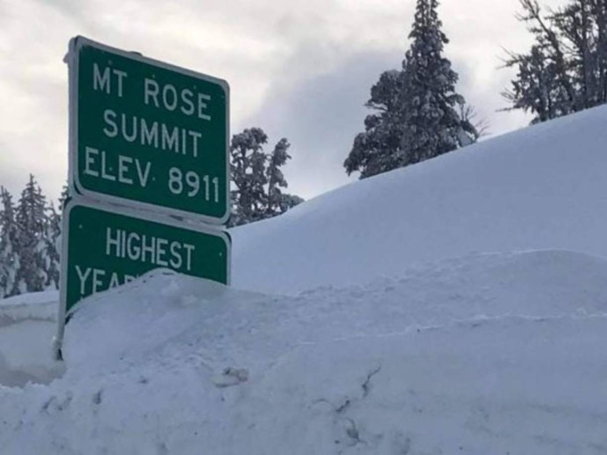 Montañas de nieve en Mt Rose Summit, Nevada EEUU, foto enviada por René Argueta Cuellar.