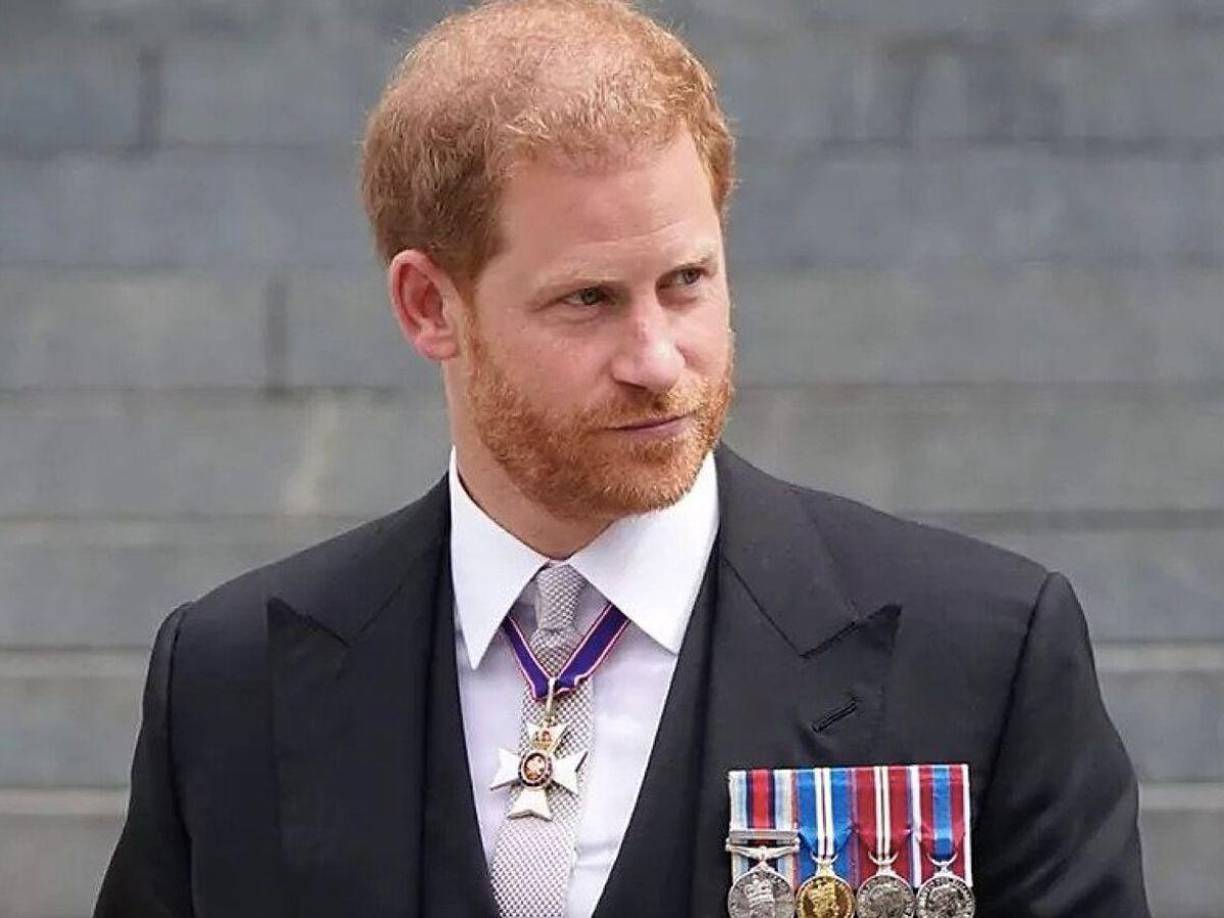 Luego de la publicación del libro de memorias del Príncipe Harry, la familia real no para de llamar la atención, ahora con un nuevo escándalo.