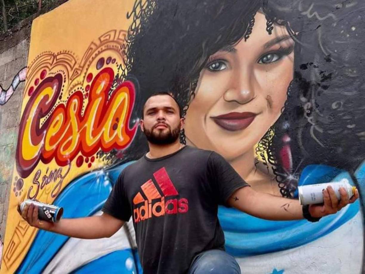 El artista Roney Fernández (foto) y Francia Madrid decidieron plasmar en un mural a la hondureña Cesia Sáenz.