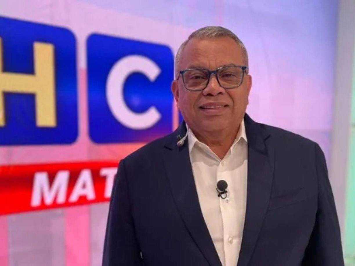 Fue el mismo Eduardo Maldonado que avivó los rumores luego de que mediante una transmisión en TikTok dijo que Alejandra Rubio ya no laboraba para su empresa. 